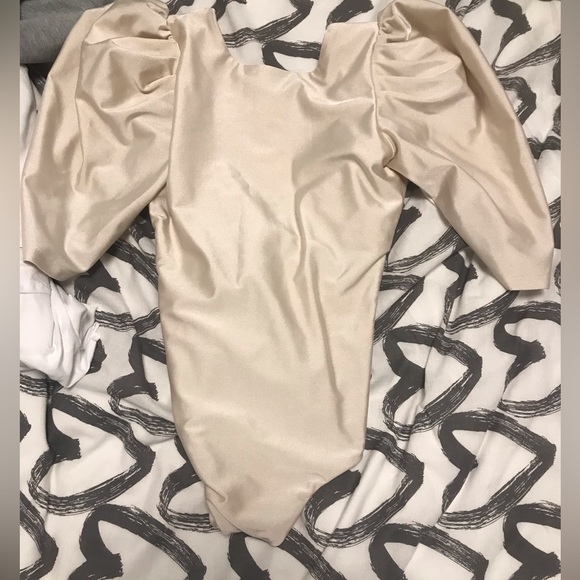 White body size xs - Picture 4 of 4